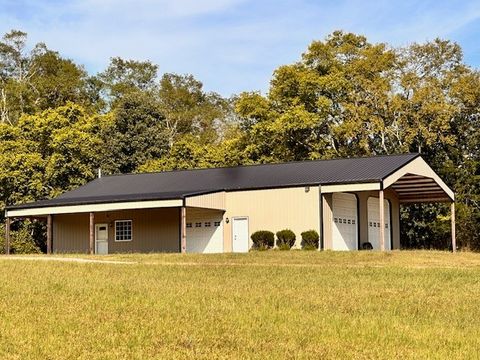 3242 Whitesell Rd Culleoka TN 38451