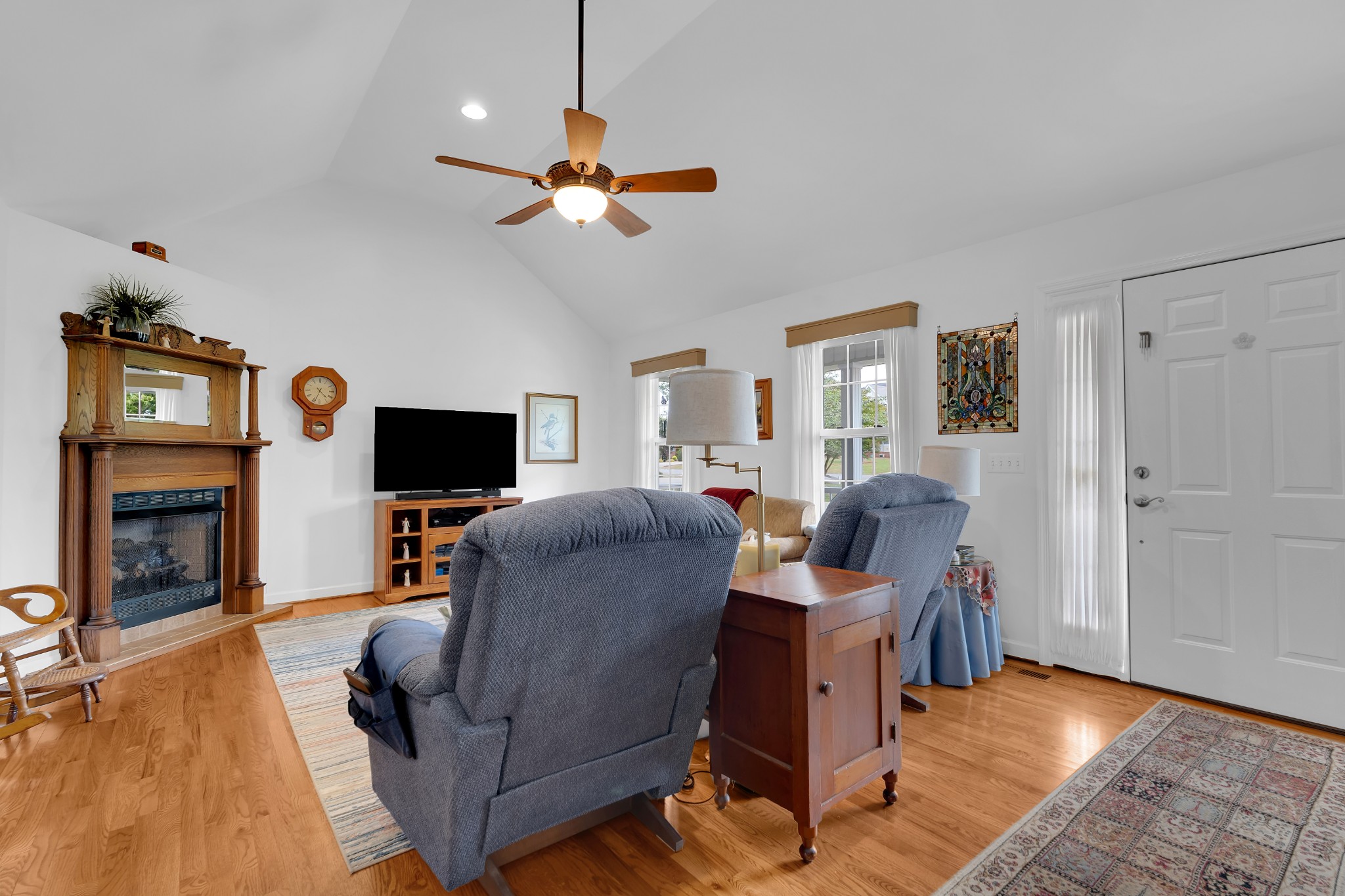 240 Brandi Cir