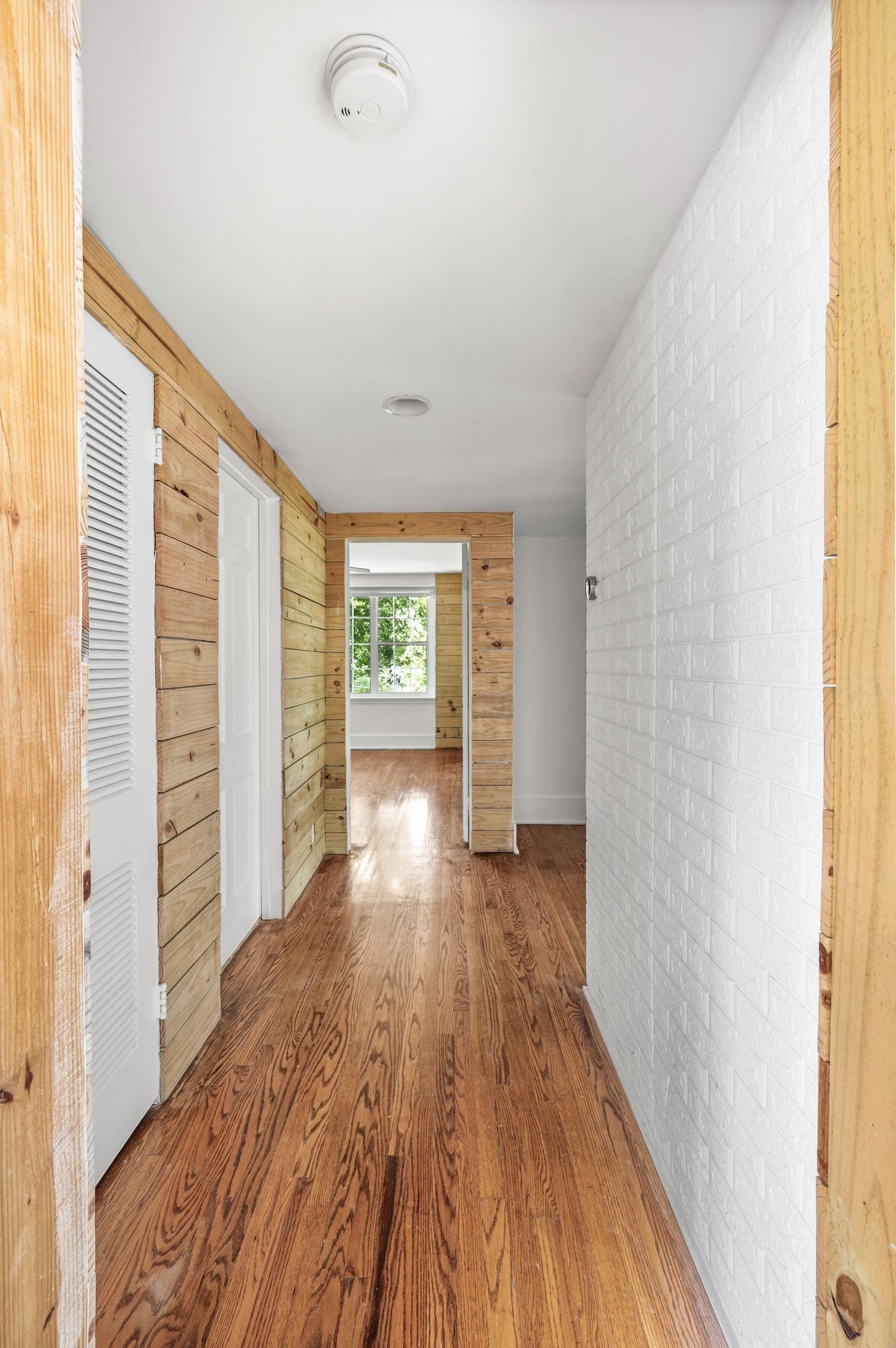 Nashville, Tennessee 37204, United States, 3 Bedrooms Bedrooms, ,2 BathroomsBathrooms,Residential,Active,201102