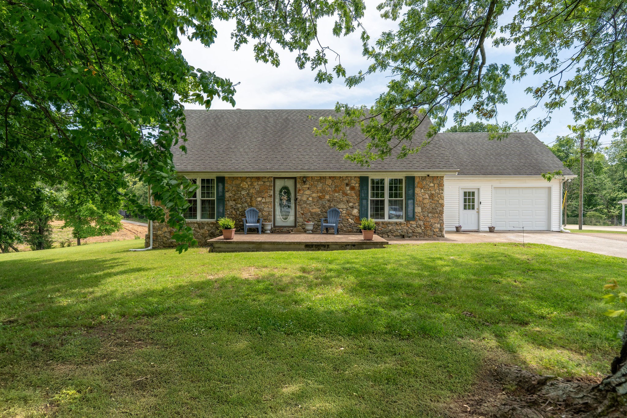 103 Daniel Cir