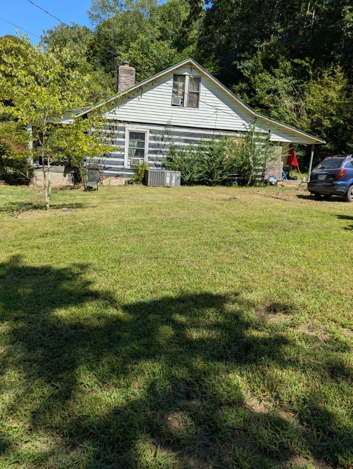 1260 Hillcrest Road