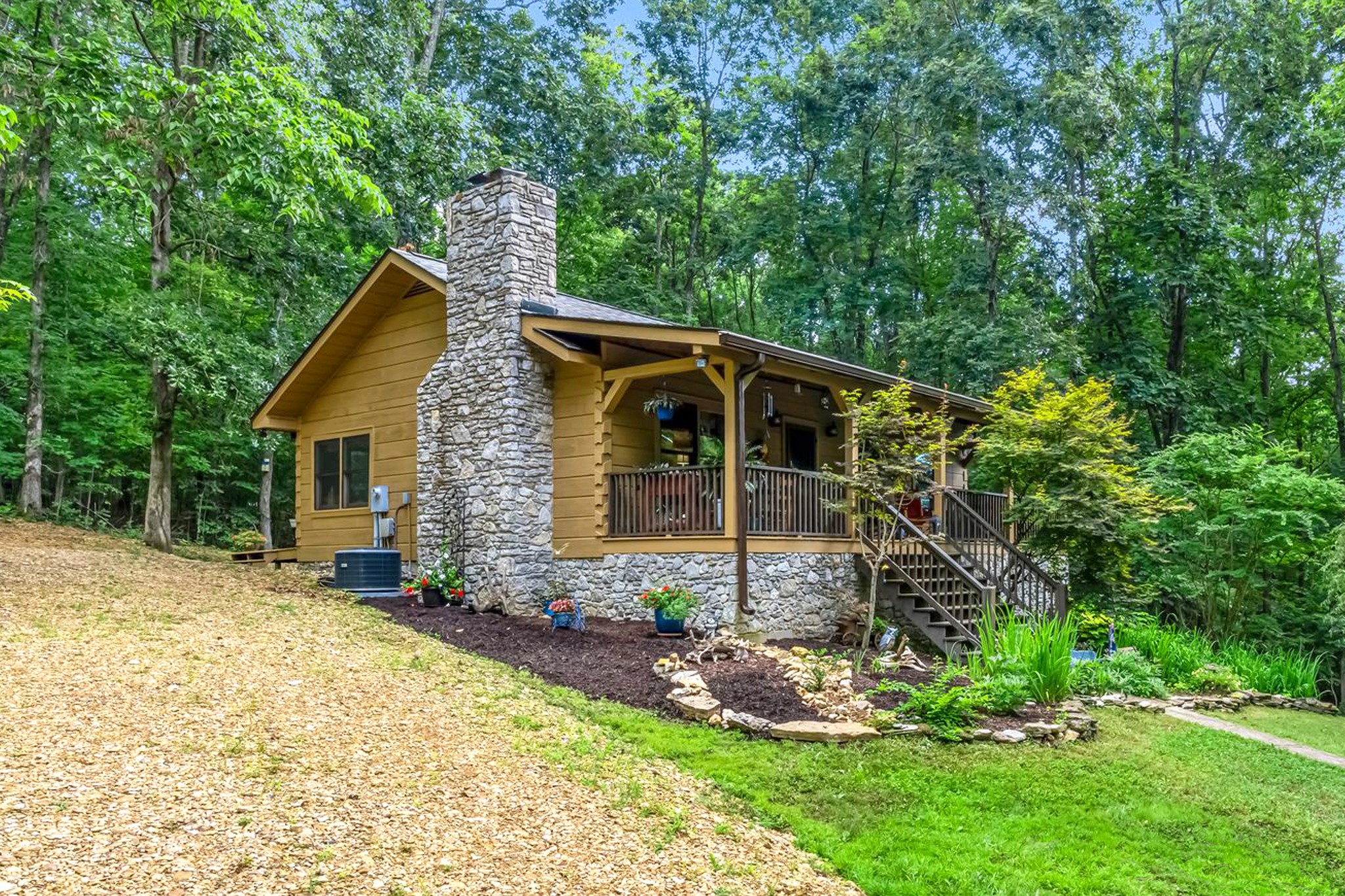 5833 Dewey Carr Rd
