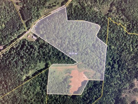 1074B Kersey Hollow Rd Lynnville TN 38472