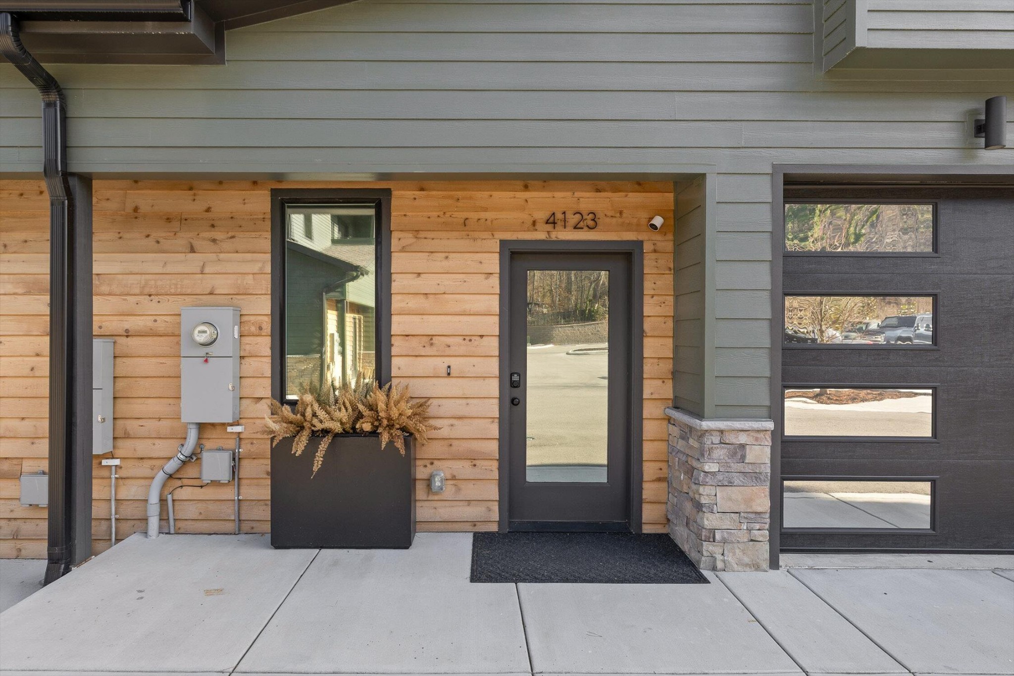 4123 Outpost Way
