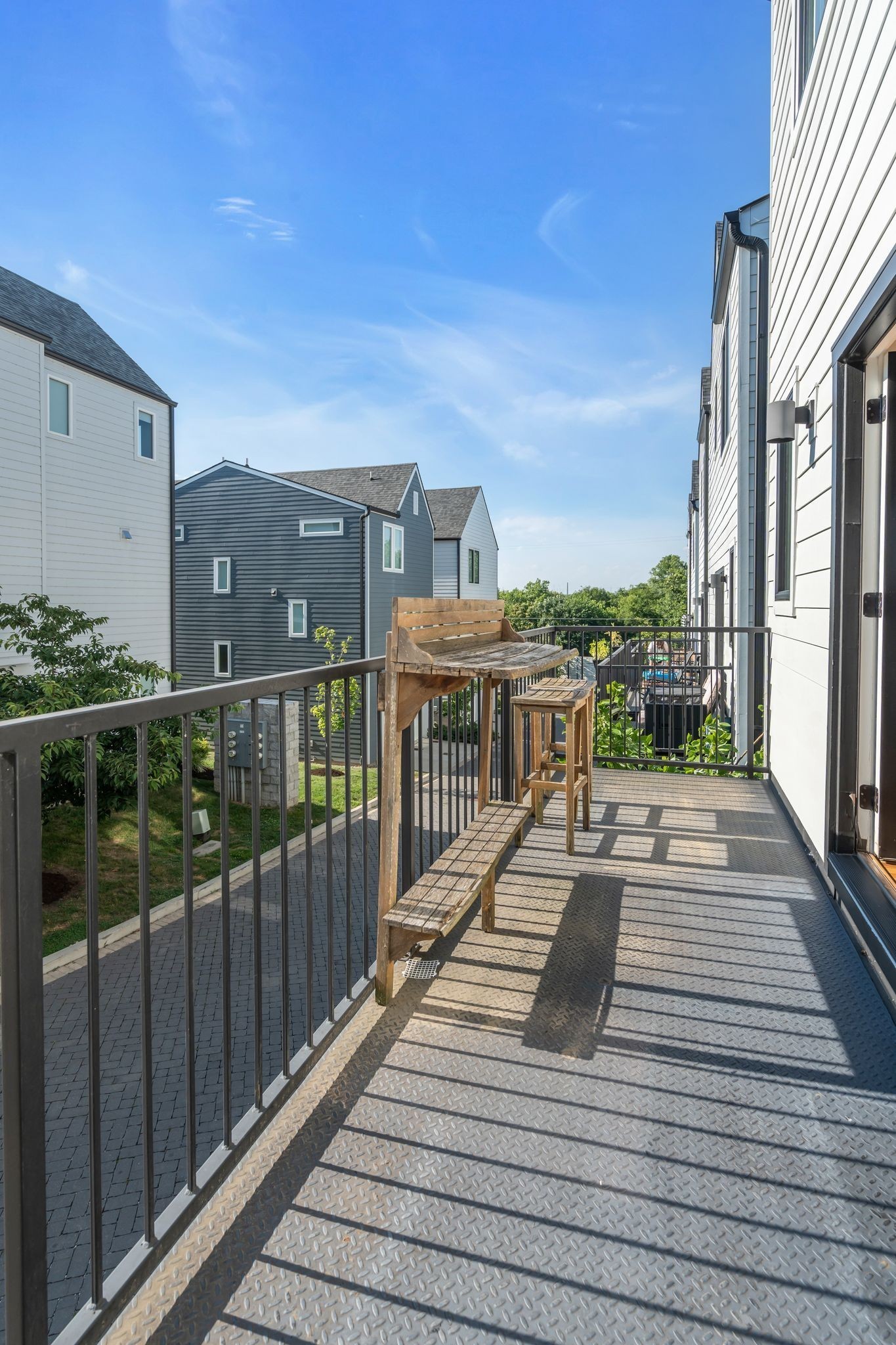 Photo 11 of 25 of 6008 Sterling St townhome