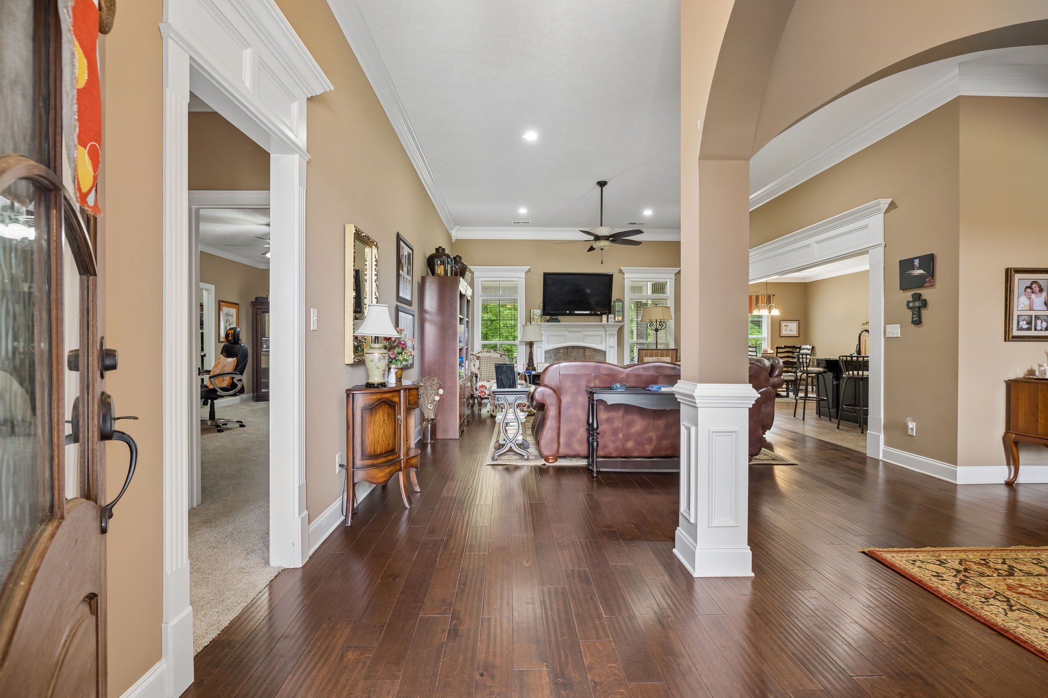 145 Airport Ct