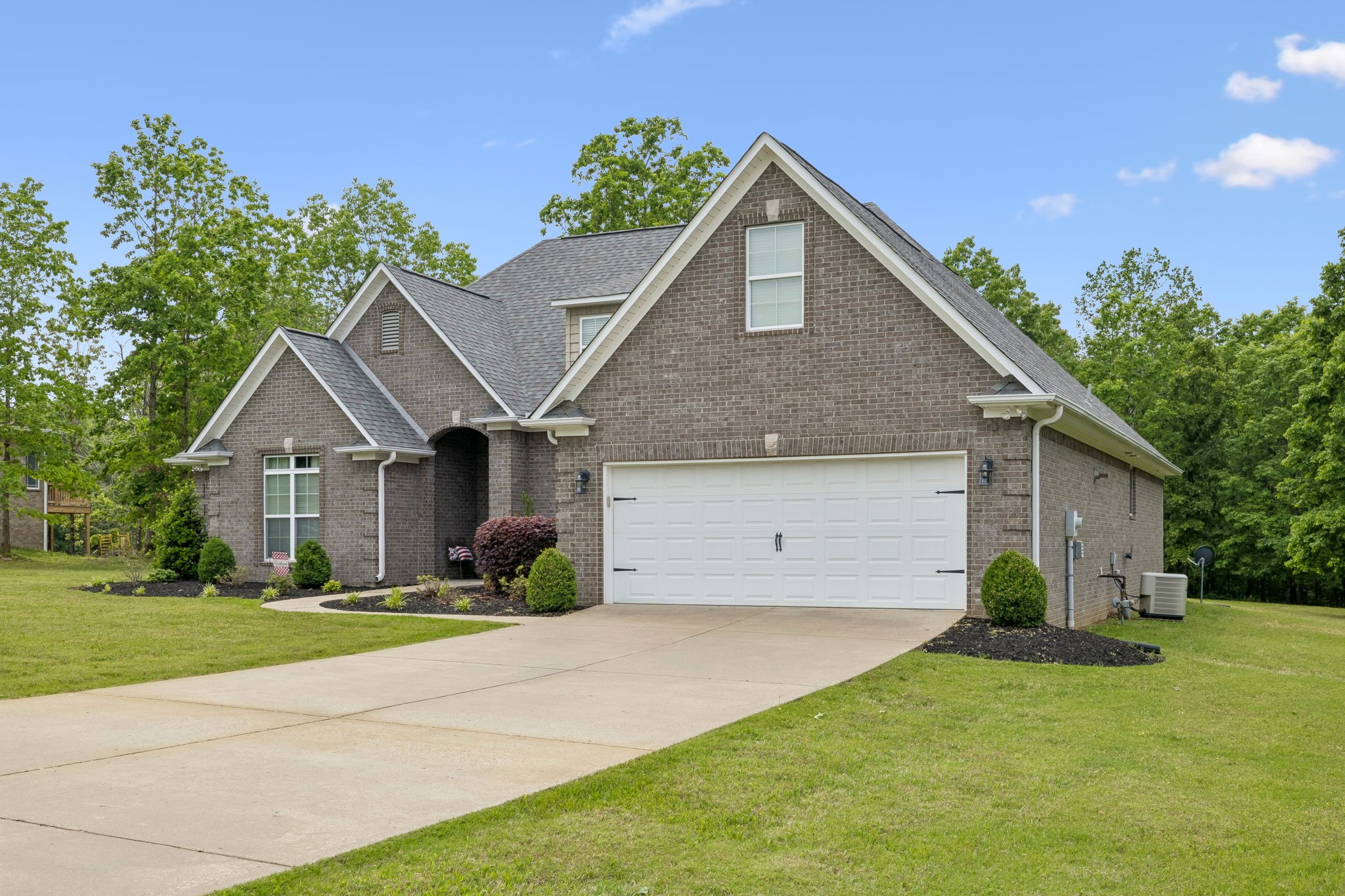 145 Airport Ct