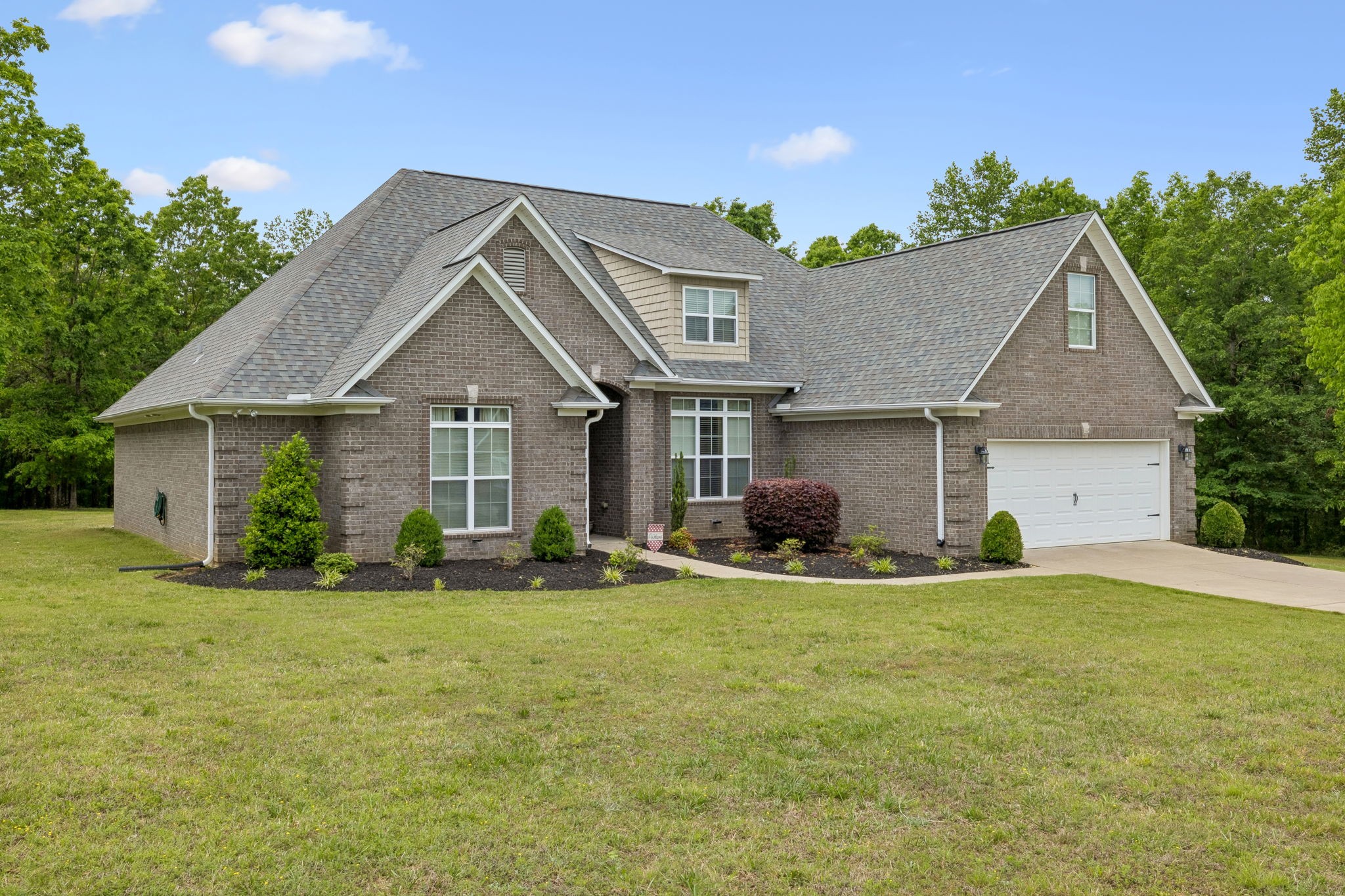 145 Airport Ct