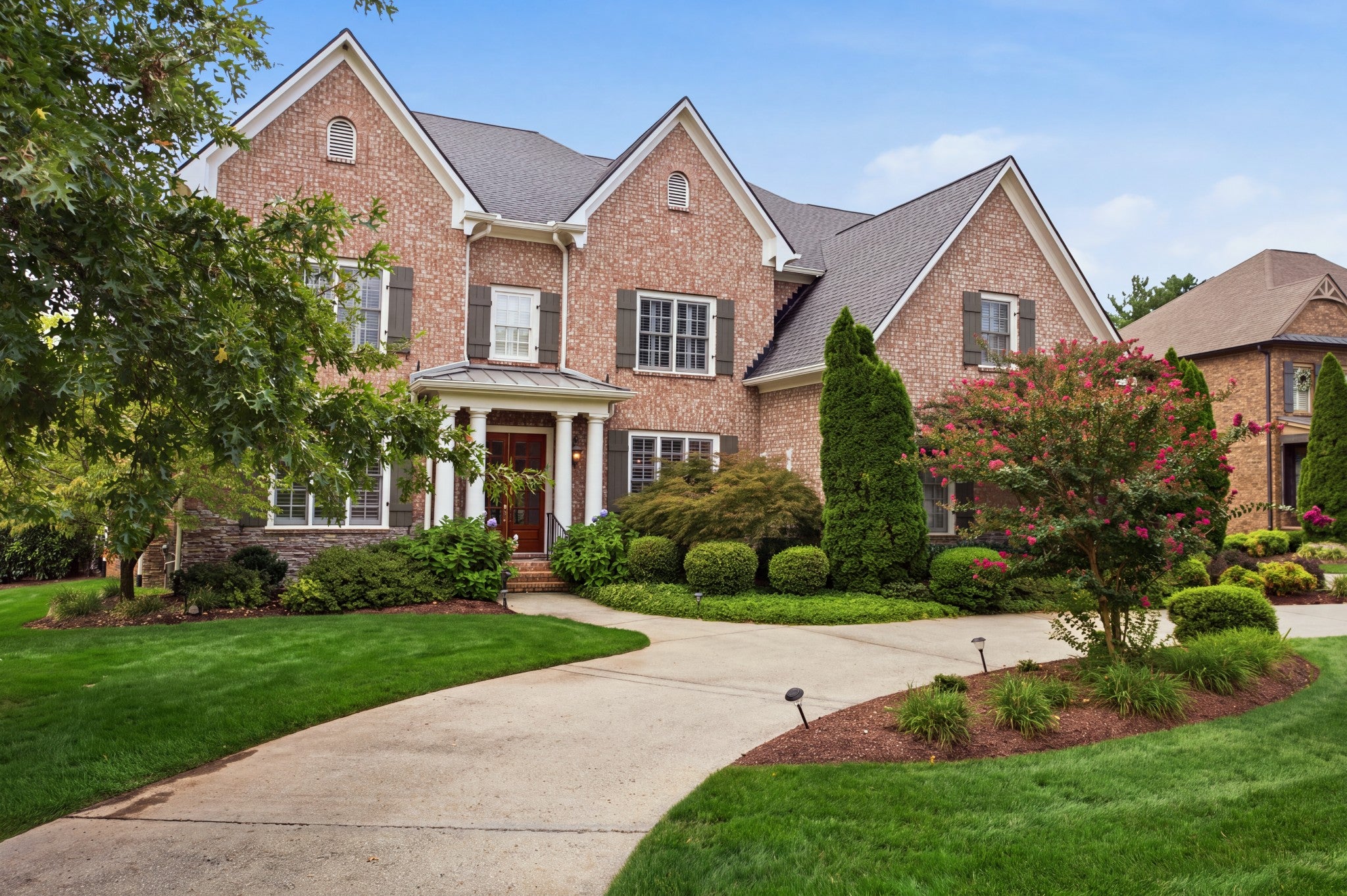 625 Calverton Ln