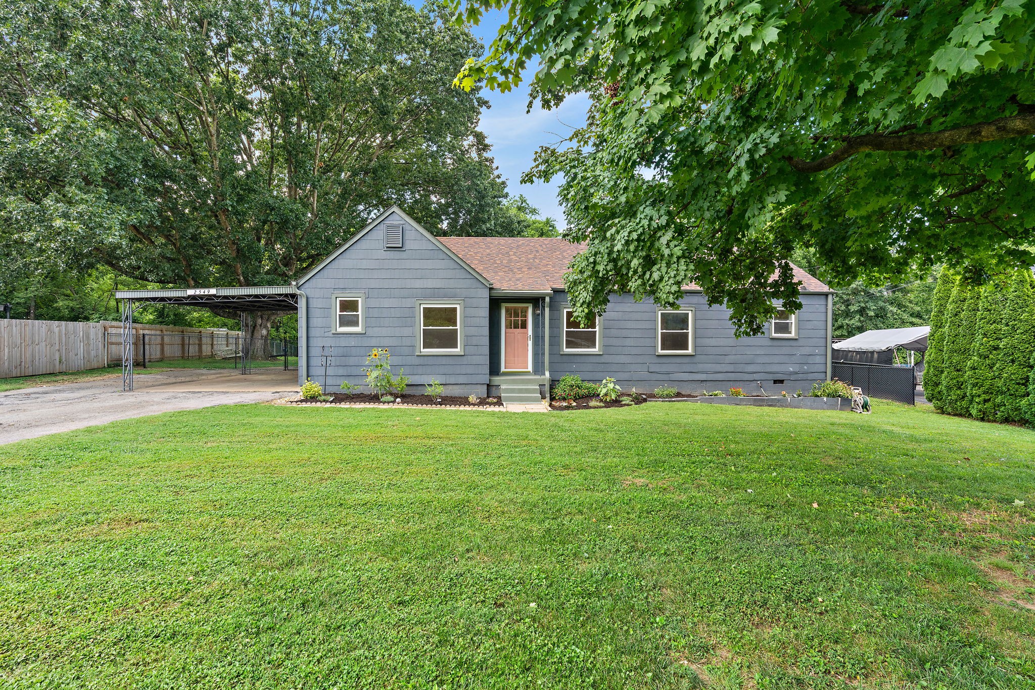 2549 Stinson Rd