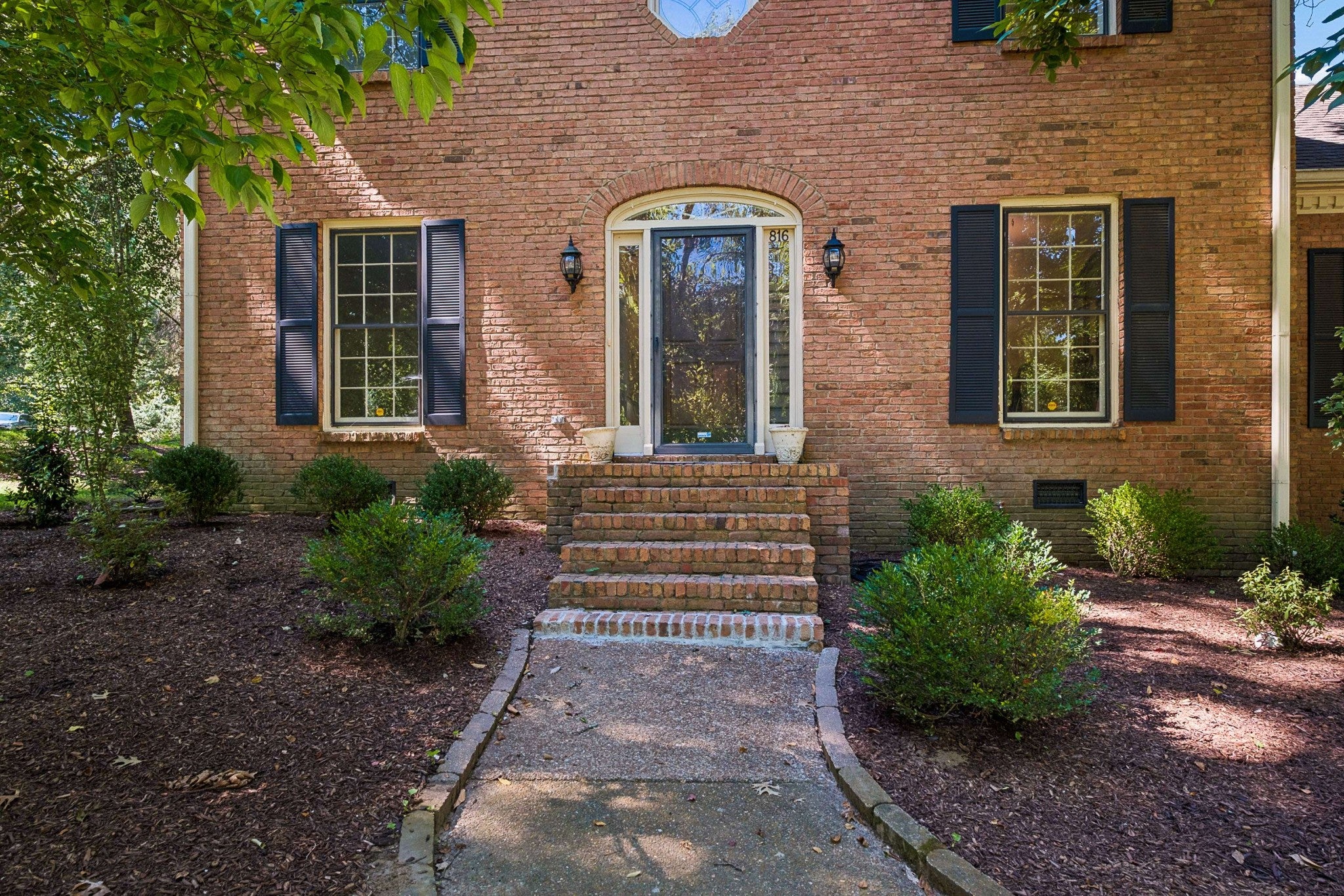 816 Chestnut Ct