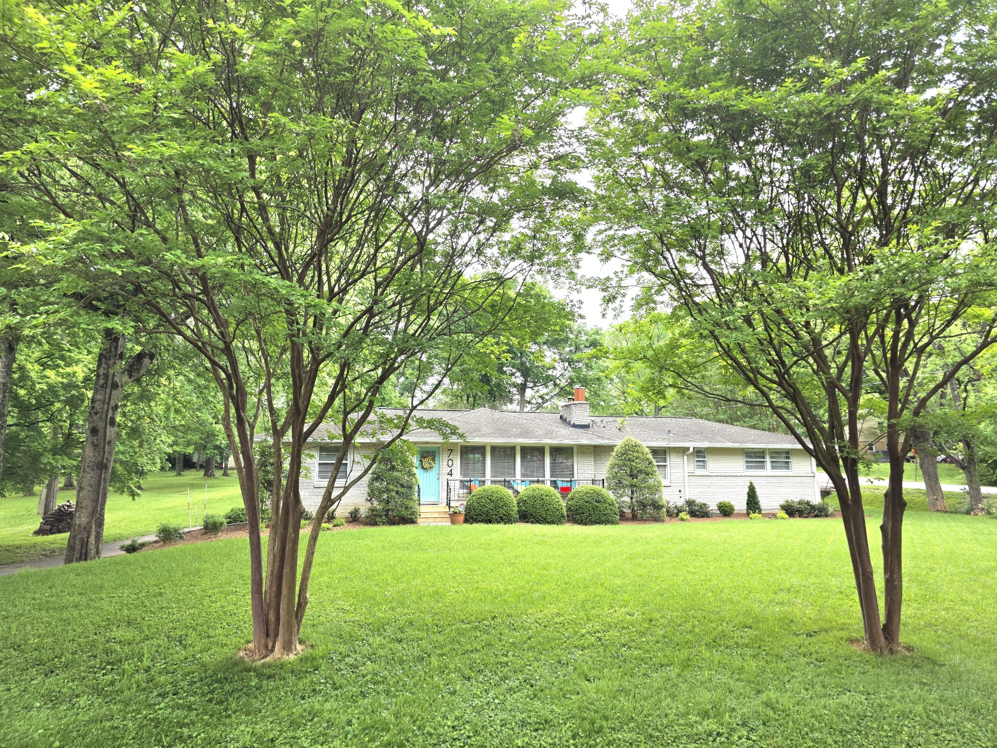 704 Vantrease Rd