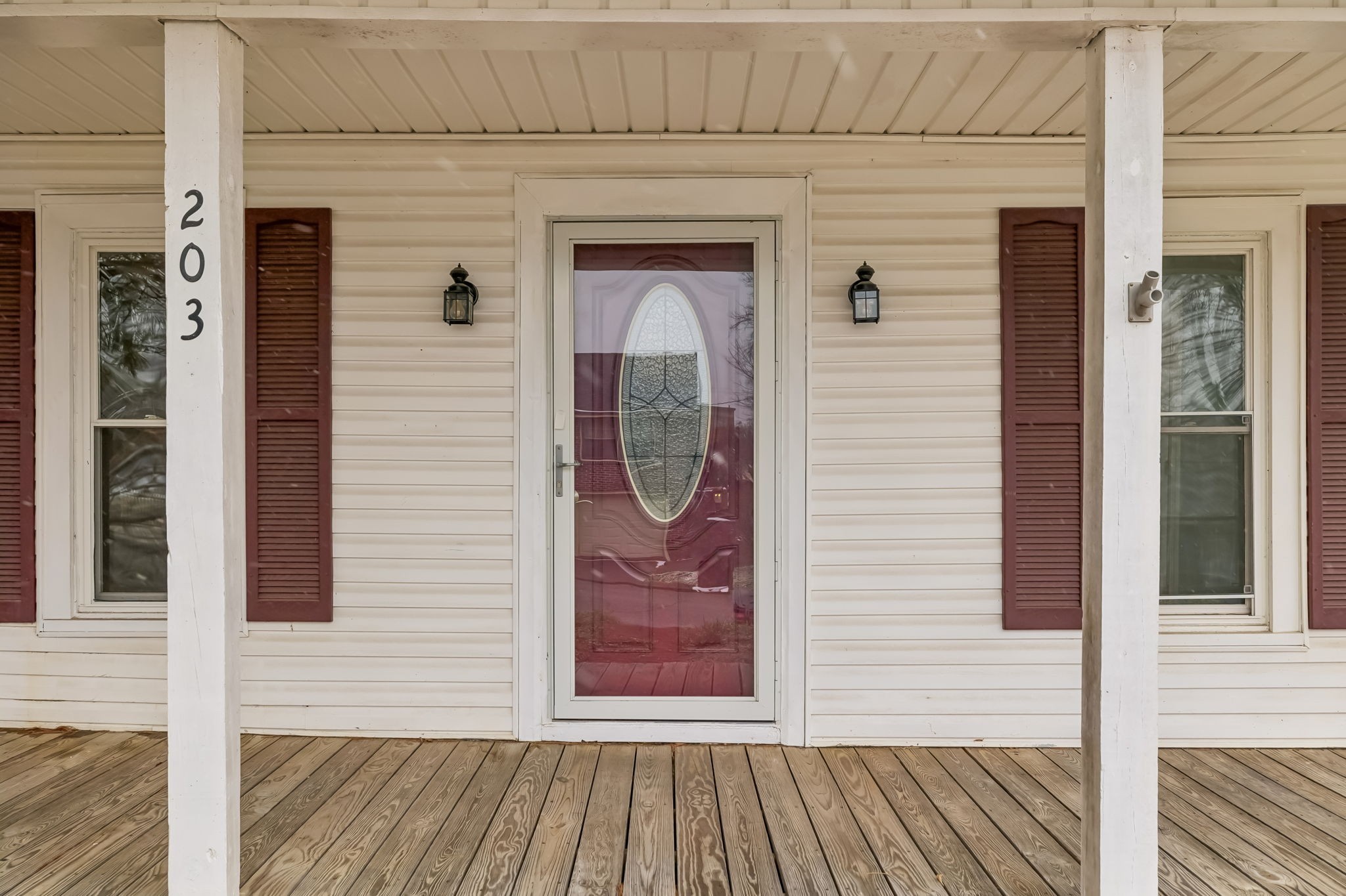 203 Hull Ave