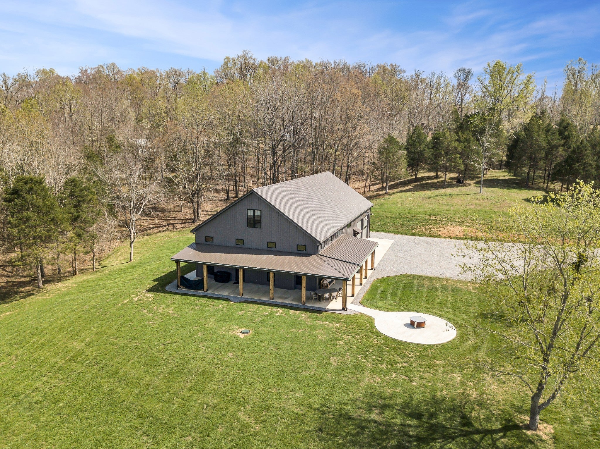 156 Junction Dr