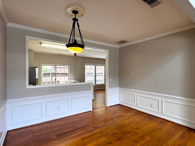 452 Old Towne Dr