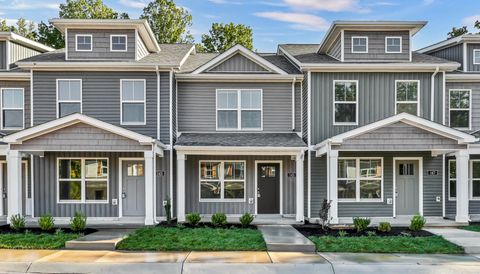 145 Quarry Point Dr Clarksville TN 37043