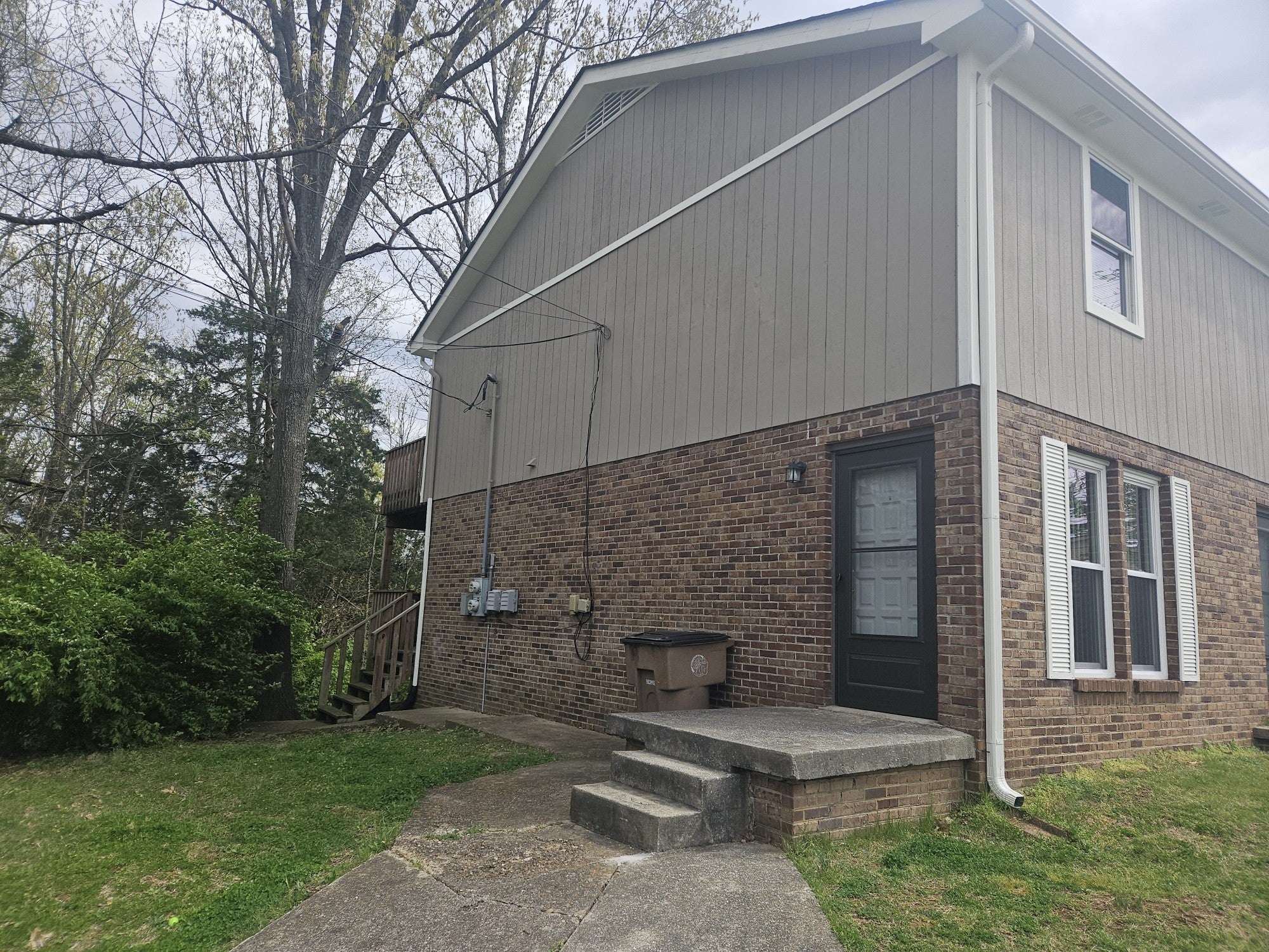 232 Cedarmont Cir