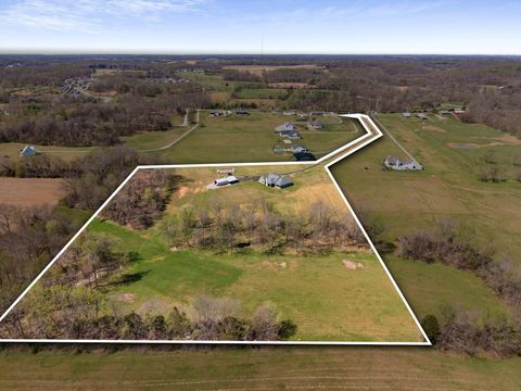 4057 Calista Rd Cross Plains TN 37049