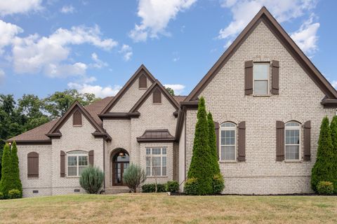 9222 Holstein Dr Nolensville TN 37135