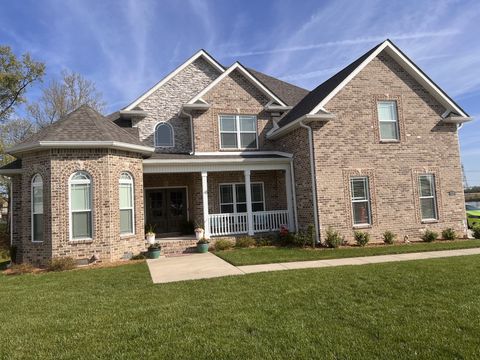 1121 Archibald Dr Clarksville TN 37040