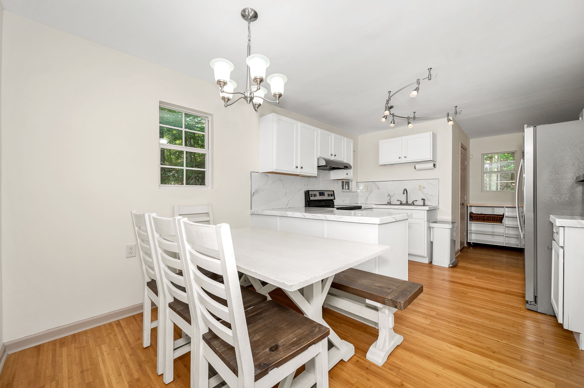 1555 Gassaway Main St