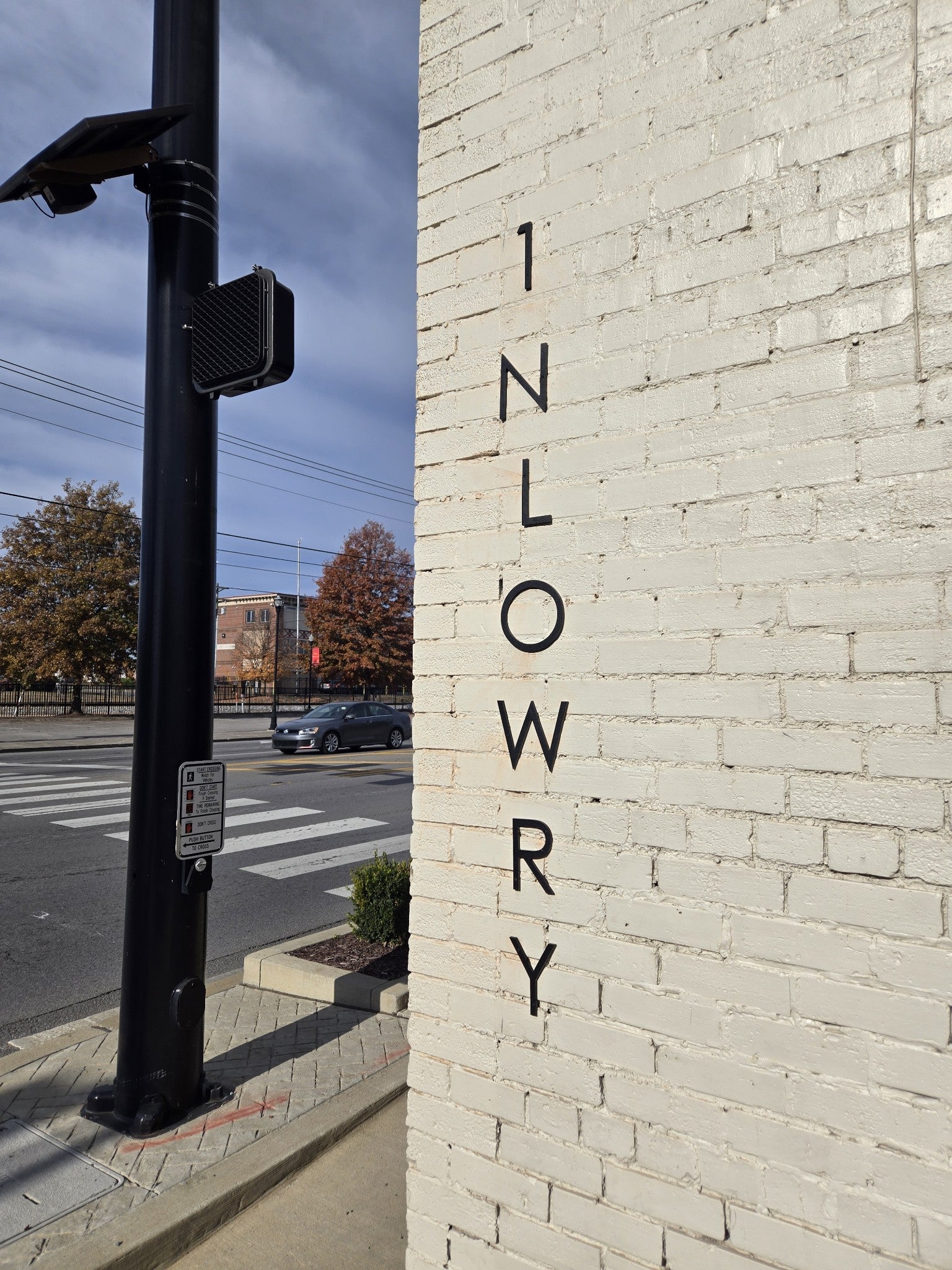 1 N Lowry St