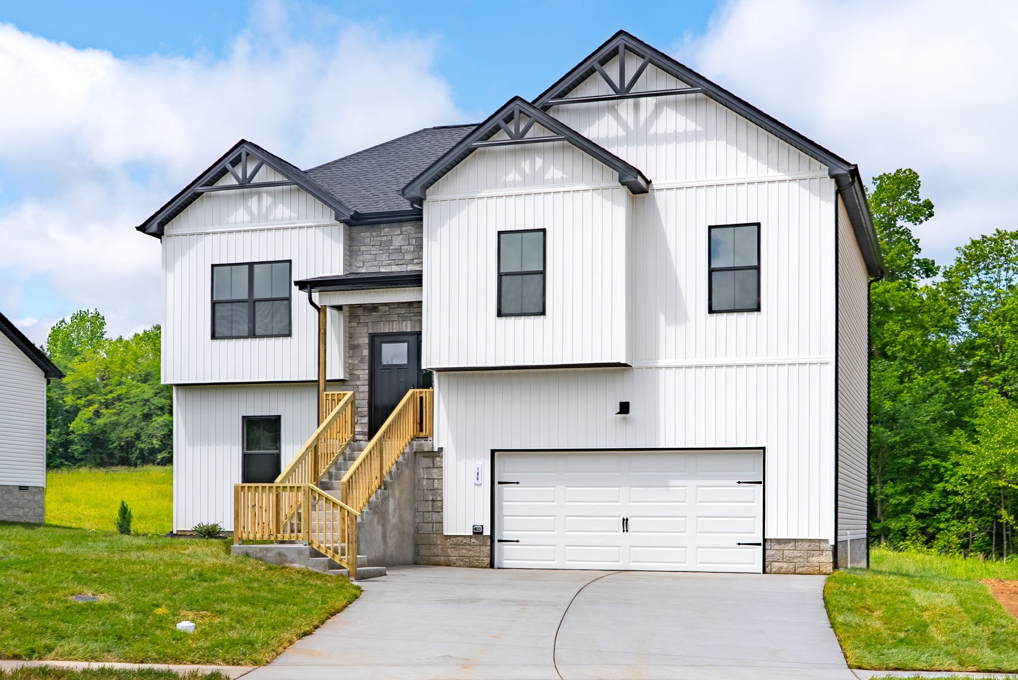 186 Dewberry Ct