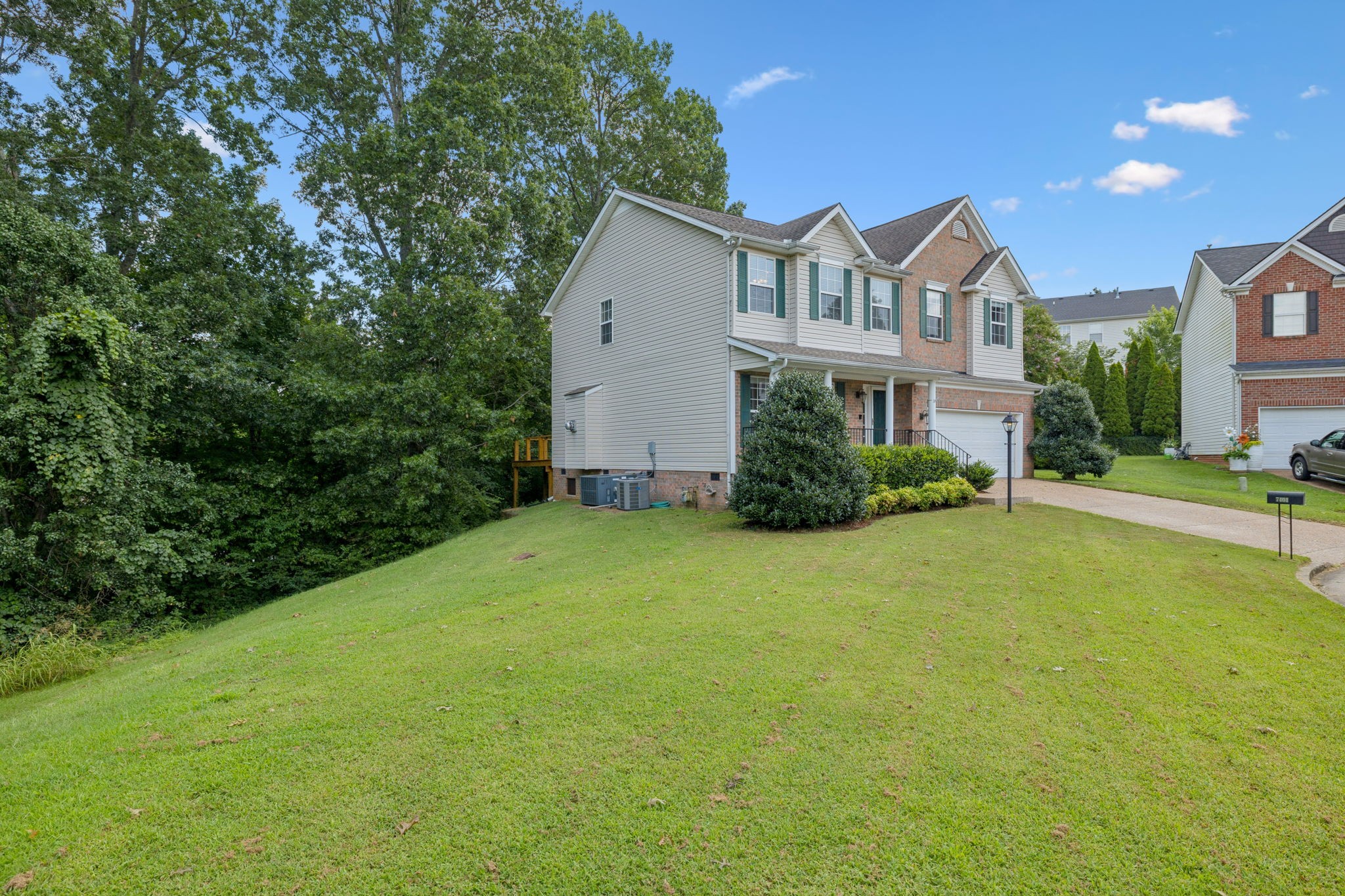 7404 Kreitner Dr