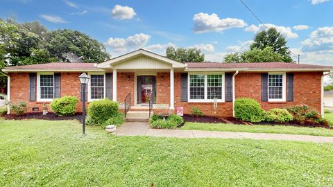 521 Columbus Dr Hermitage TN 37076