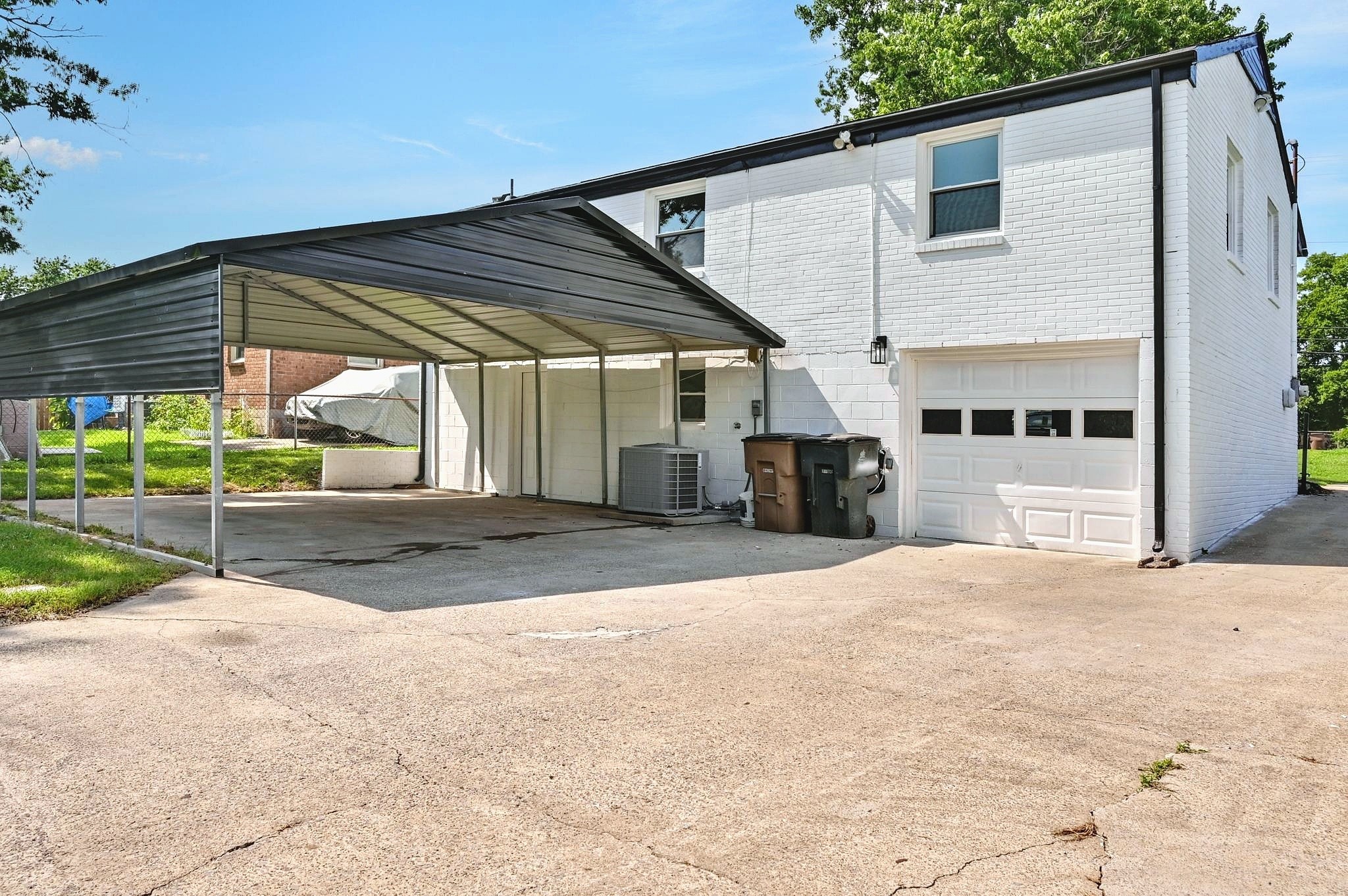 3269 Hinkle Dr