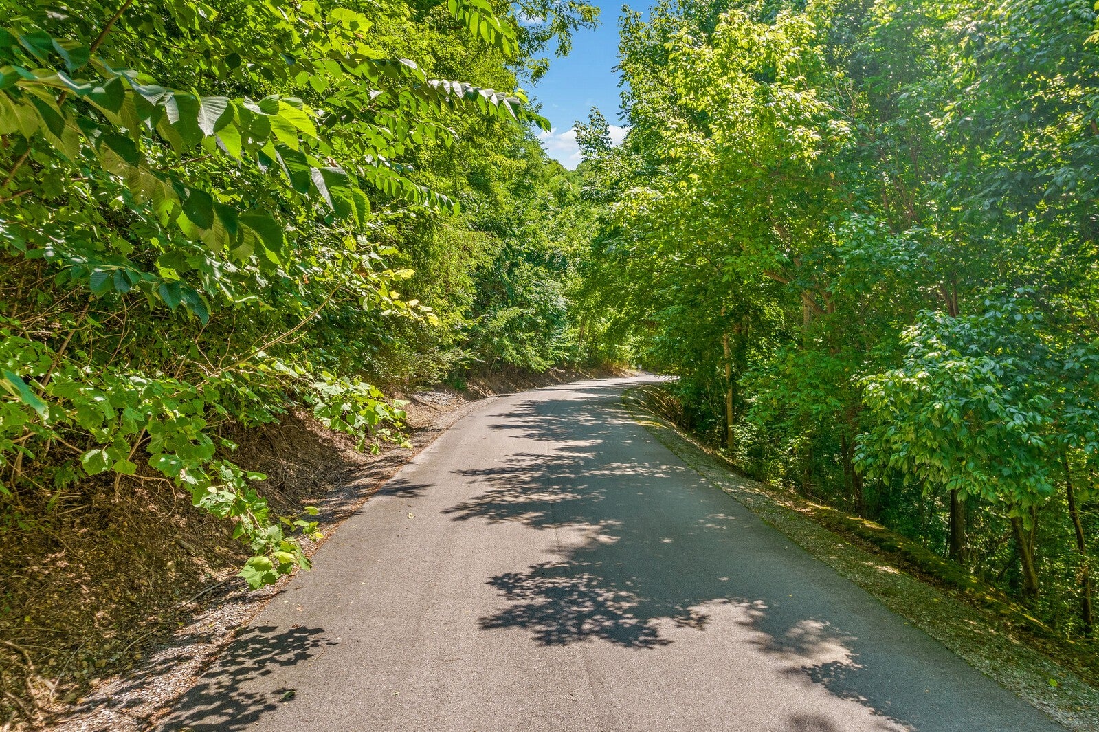 2 Shoreside Dr