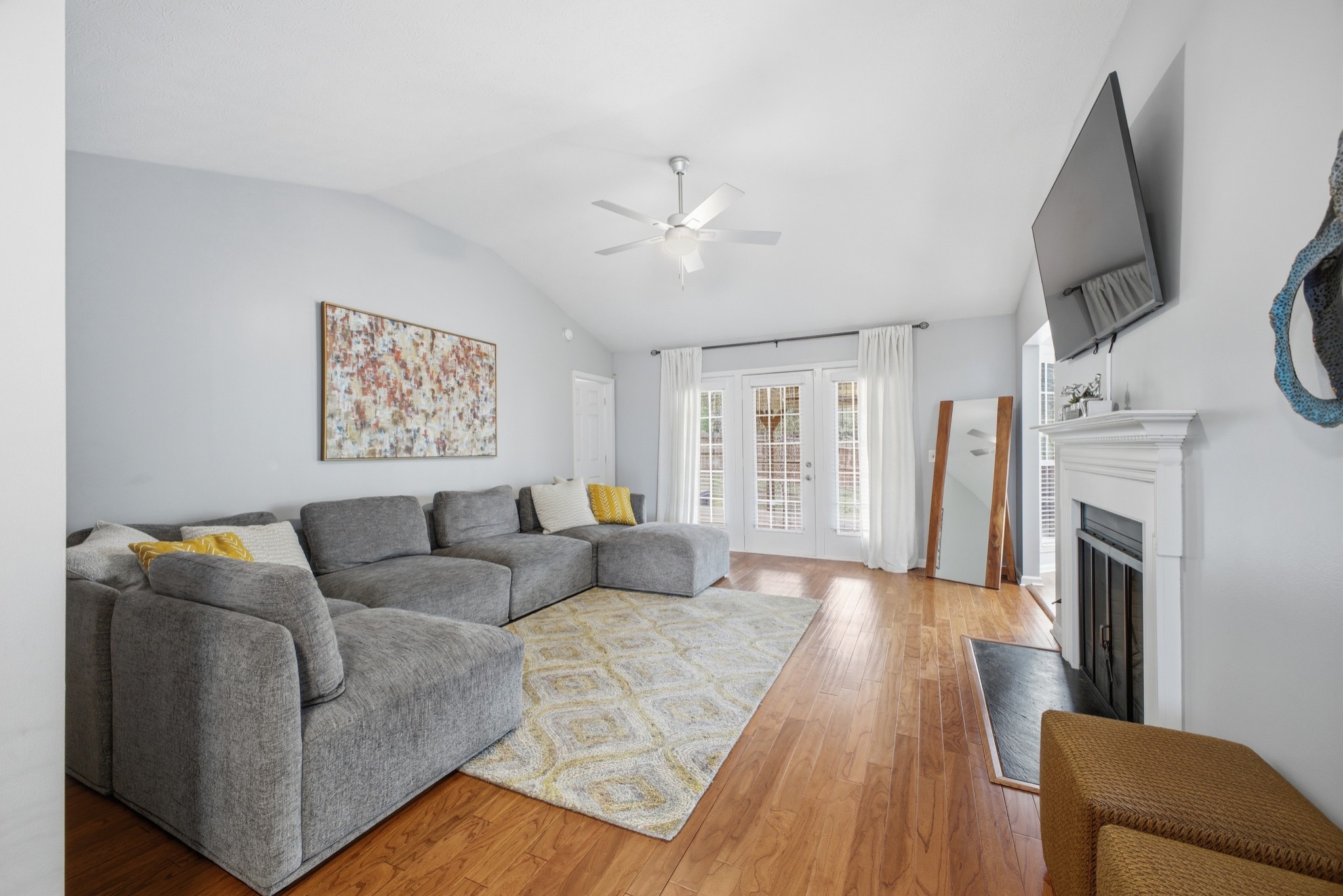 745 Windsor Trce
