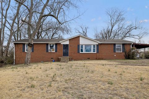 513 Aurelia Lynn Dr Clarksville TN 37042