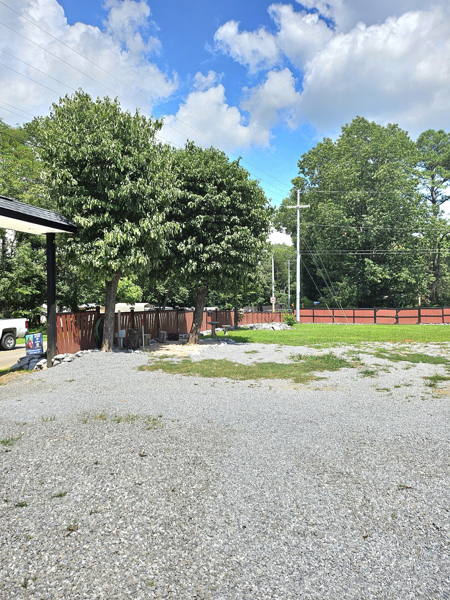916 Britton Springs Rd