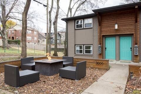 3000 Brightwood Ave