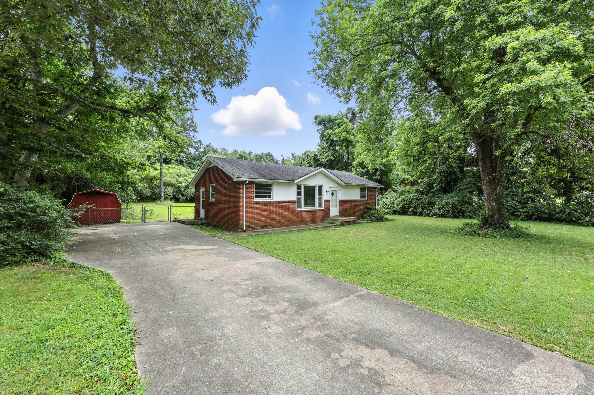 14 Fountainbleau Rd