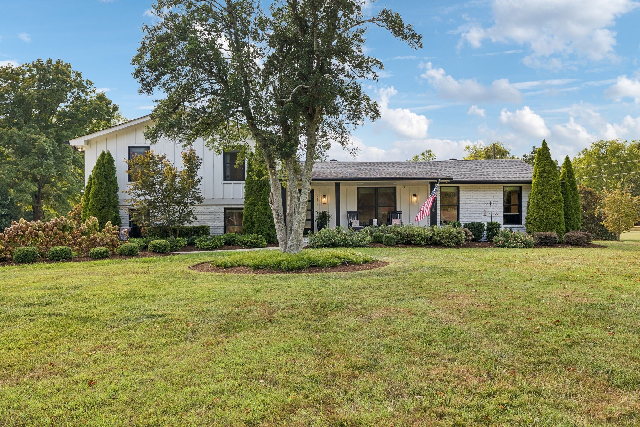 513 Mansion Dr