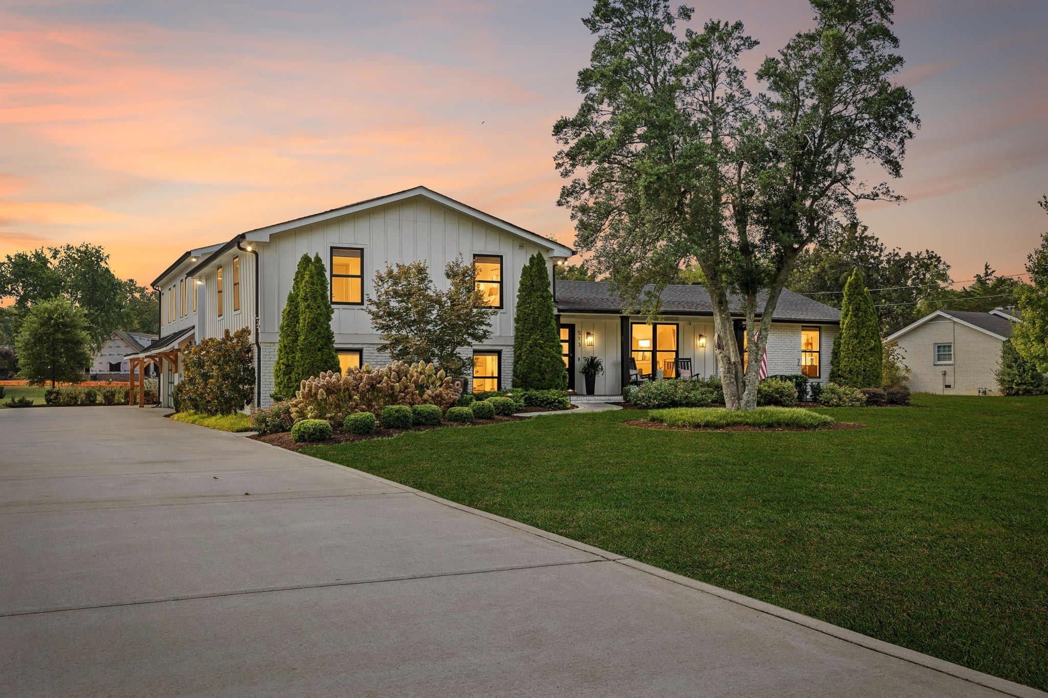 6-bed listing at 513 Mansion Dr, Brentwood