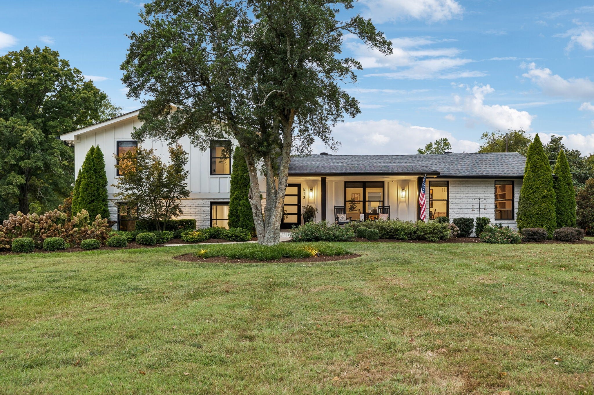 513 Mansion Dr