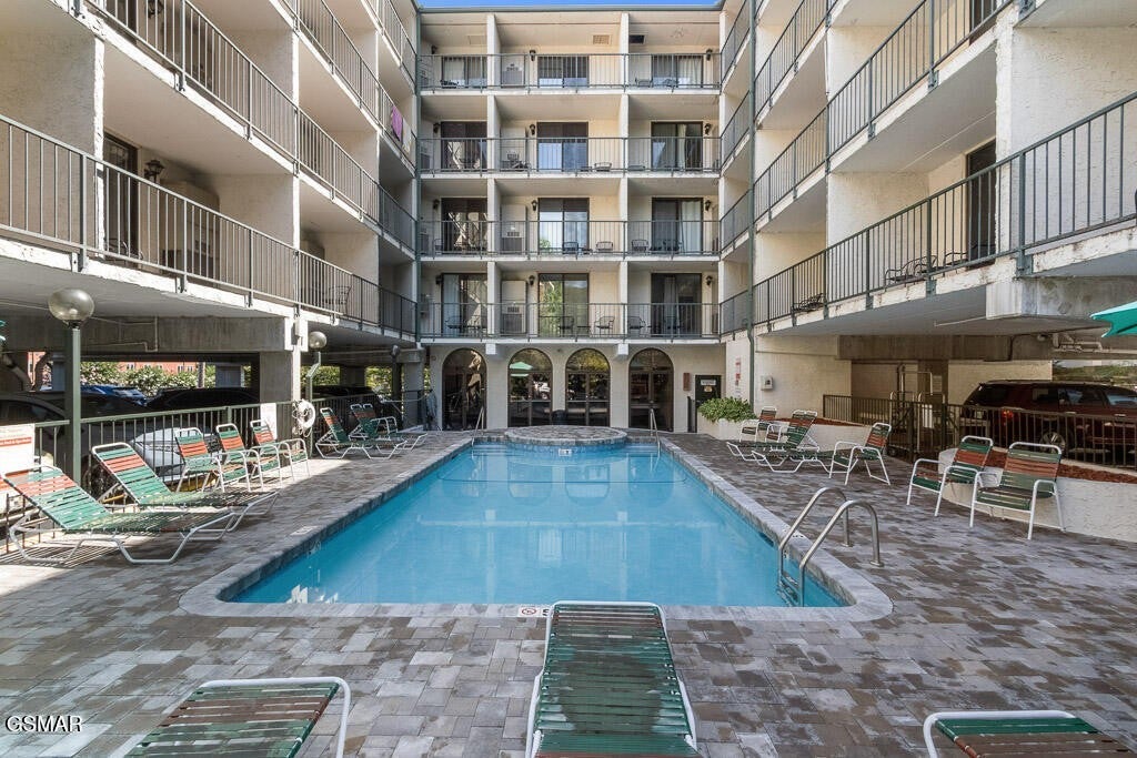 685 River Rd 214