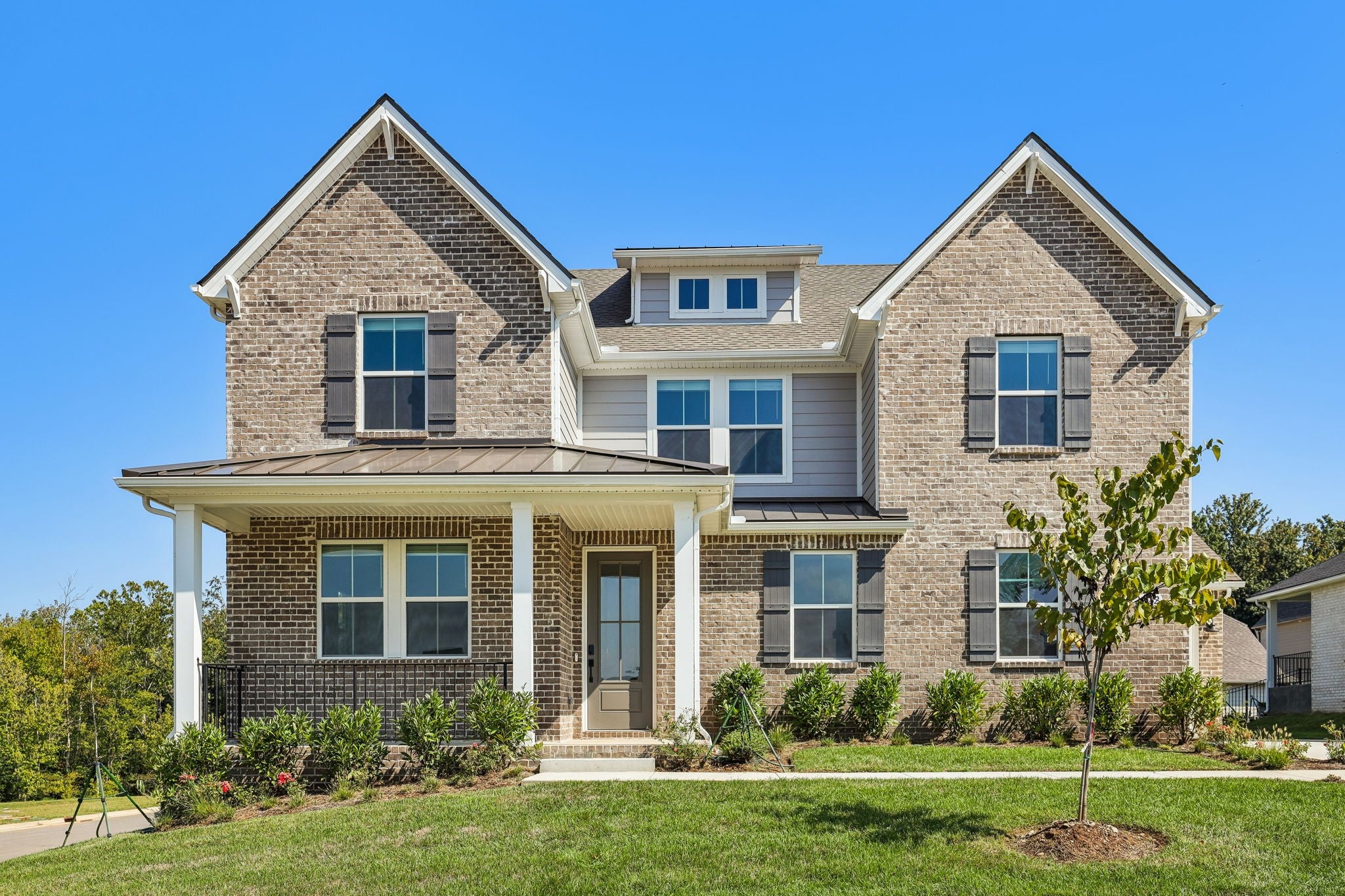 5-bed listing at 2022 Riley Park Dr, Franklin
