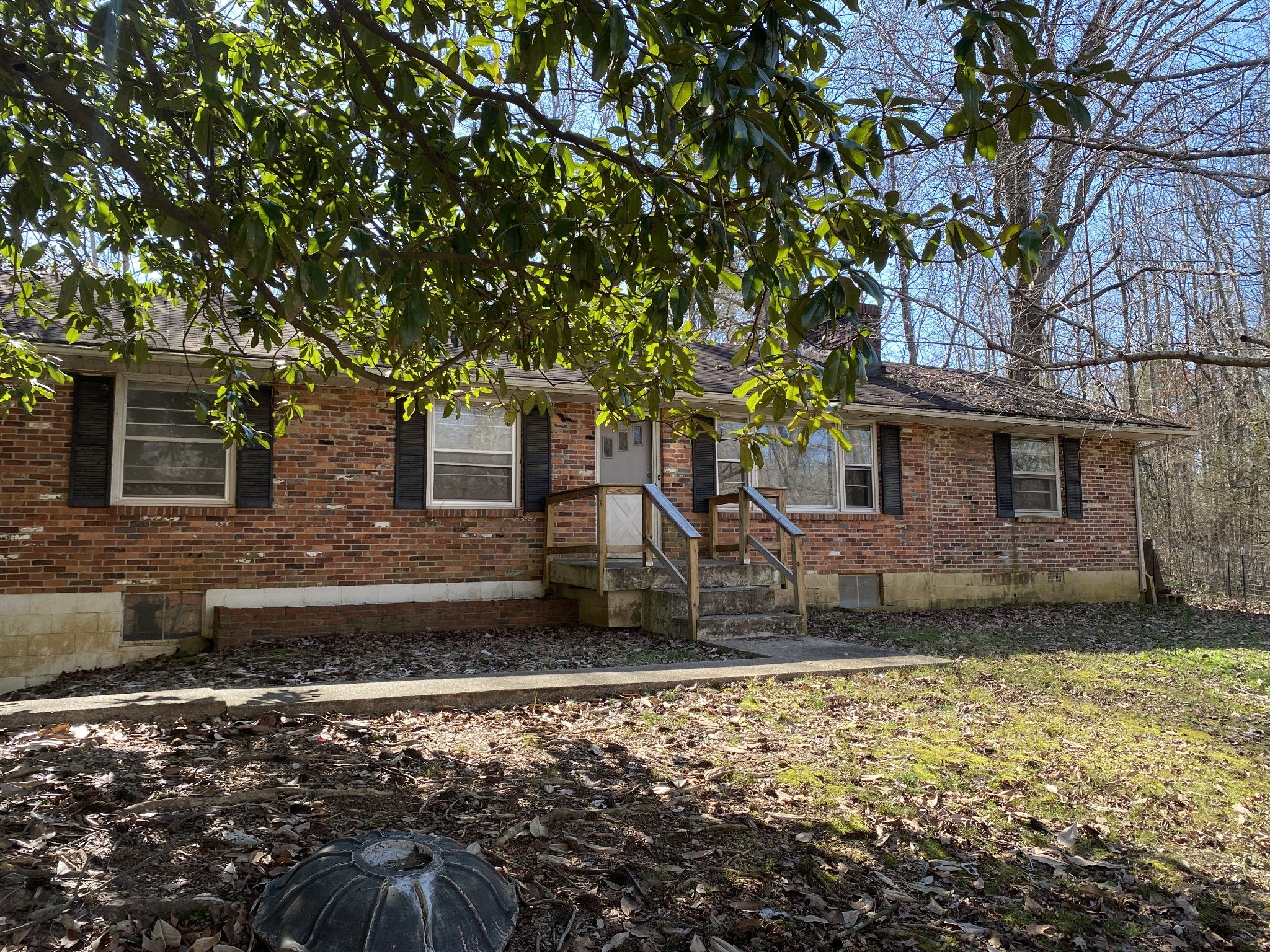 1121 Lockertsville Rd