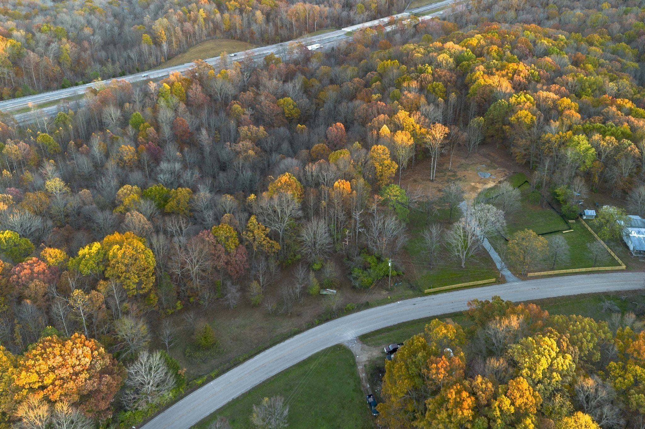 1 Davis Hollow Rd