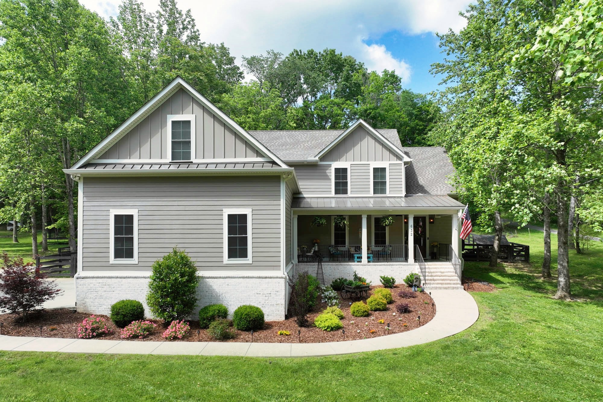 632 Weeping Willow Rd