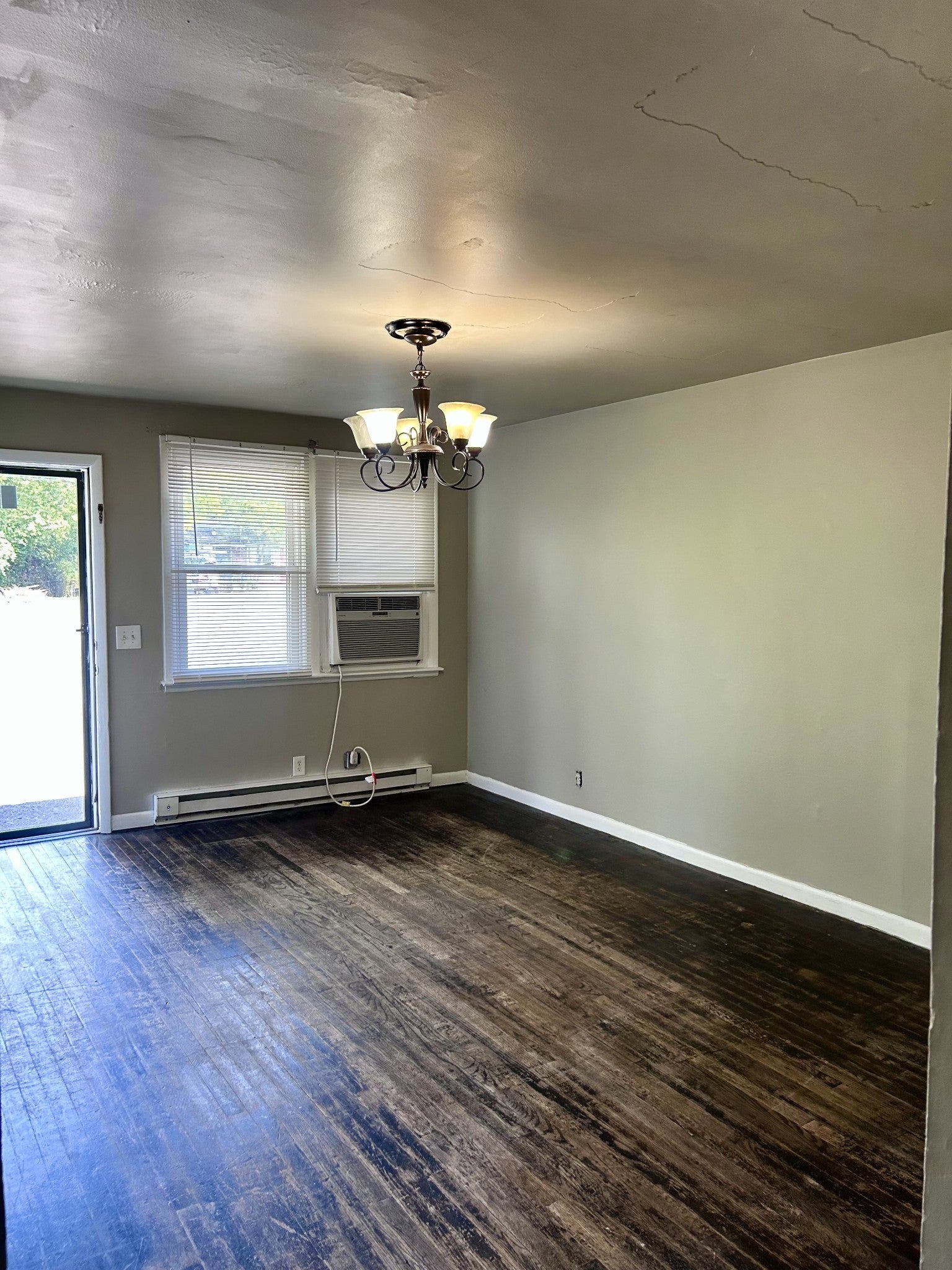 575 Annex Ct