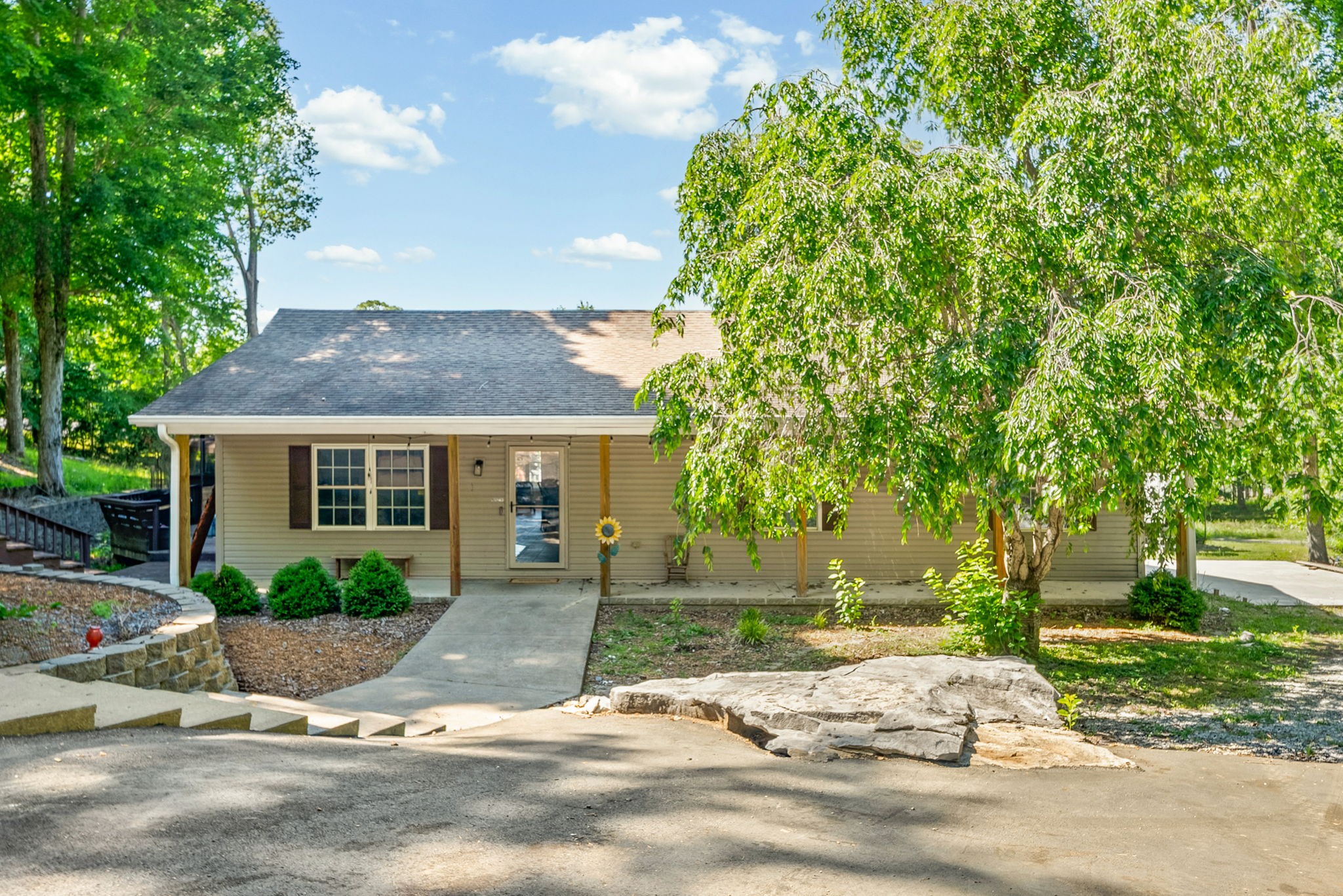 384 Ferrell Cir