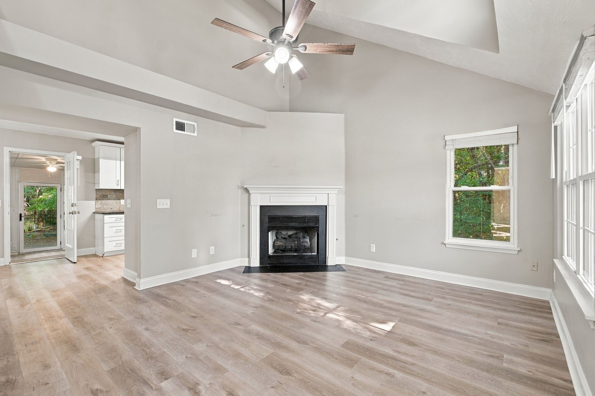 133 Walton Village Dr