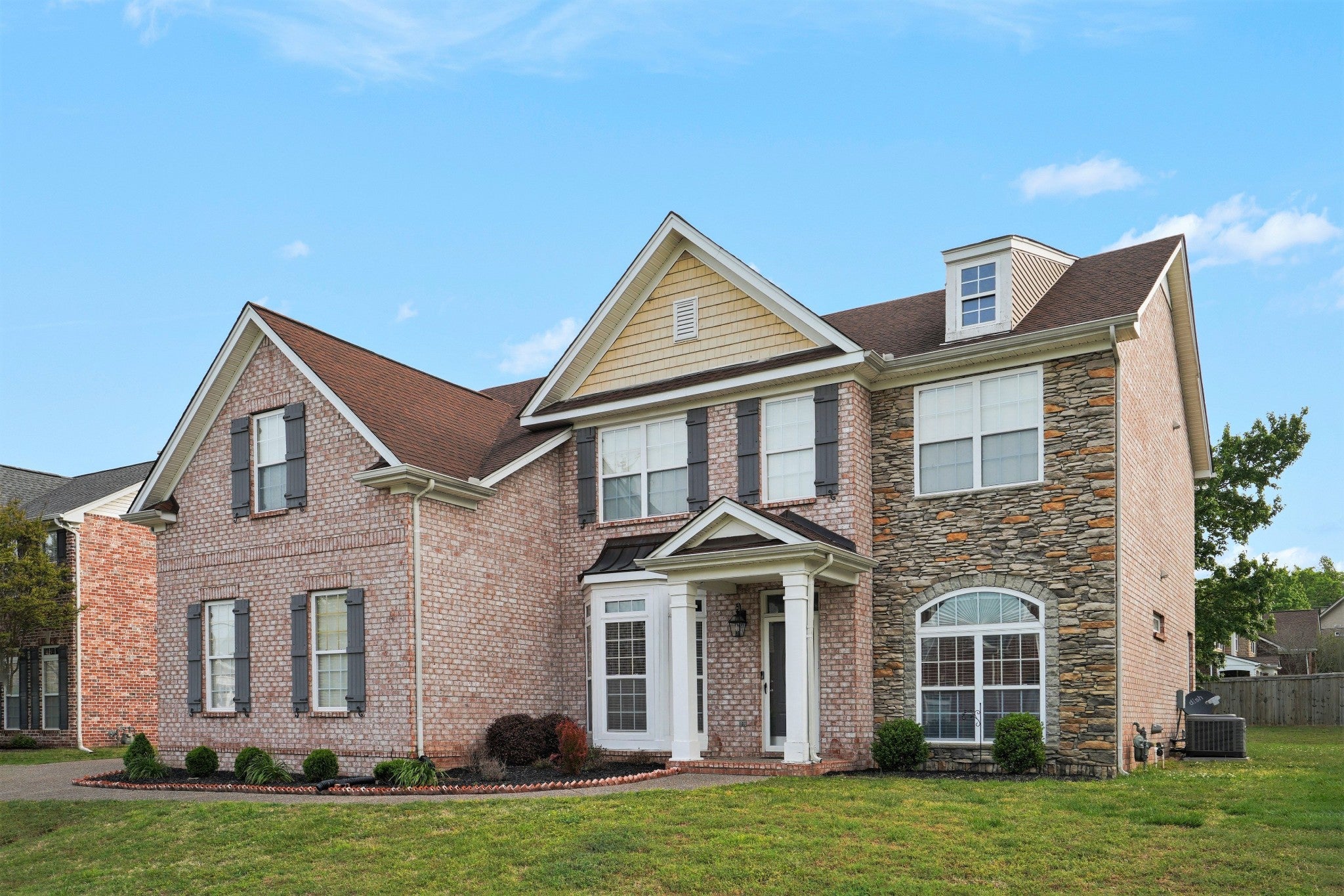1820 Woodland Farms Ct - Photo 4