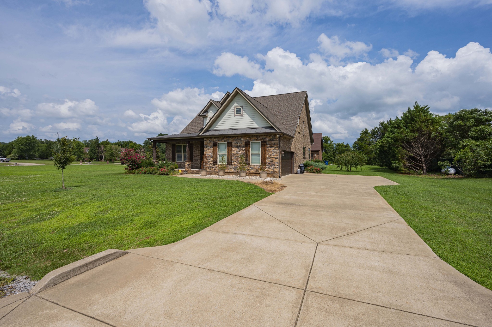 601 River Birch Dr