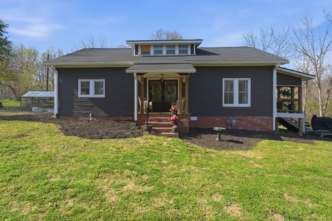 3204 Ashland City Hwy Charlotte TN 37036